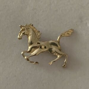 925 Sterling Silver Horse Shaped Necklace Pendant Charm